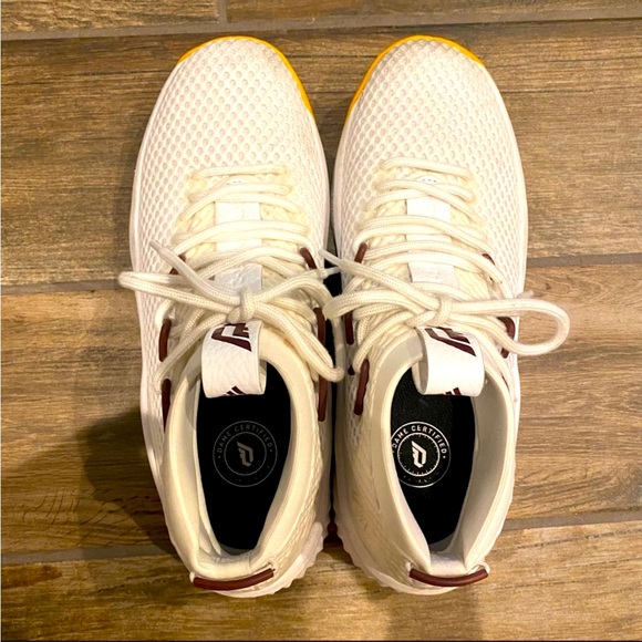 Mens ADIDAS YKWT II 3/4 athletic sneakers 👟; Sz 10 - Picture 1 of 9